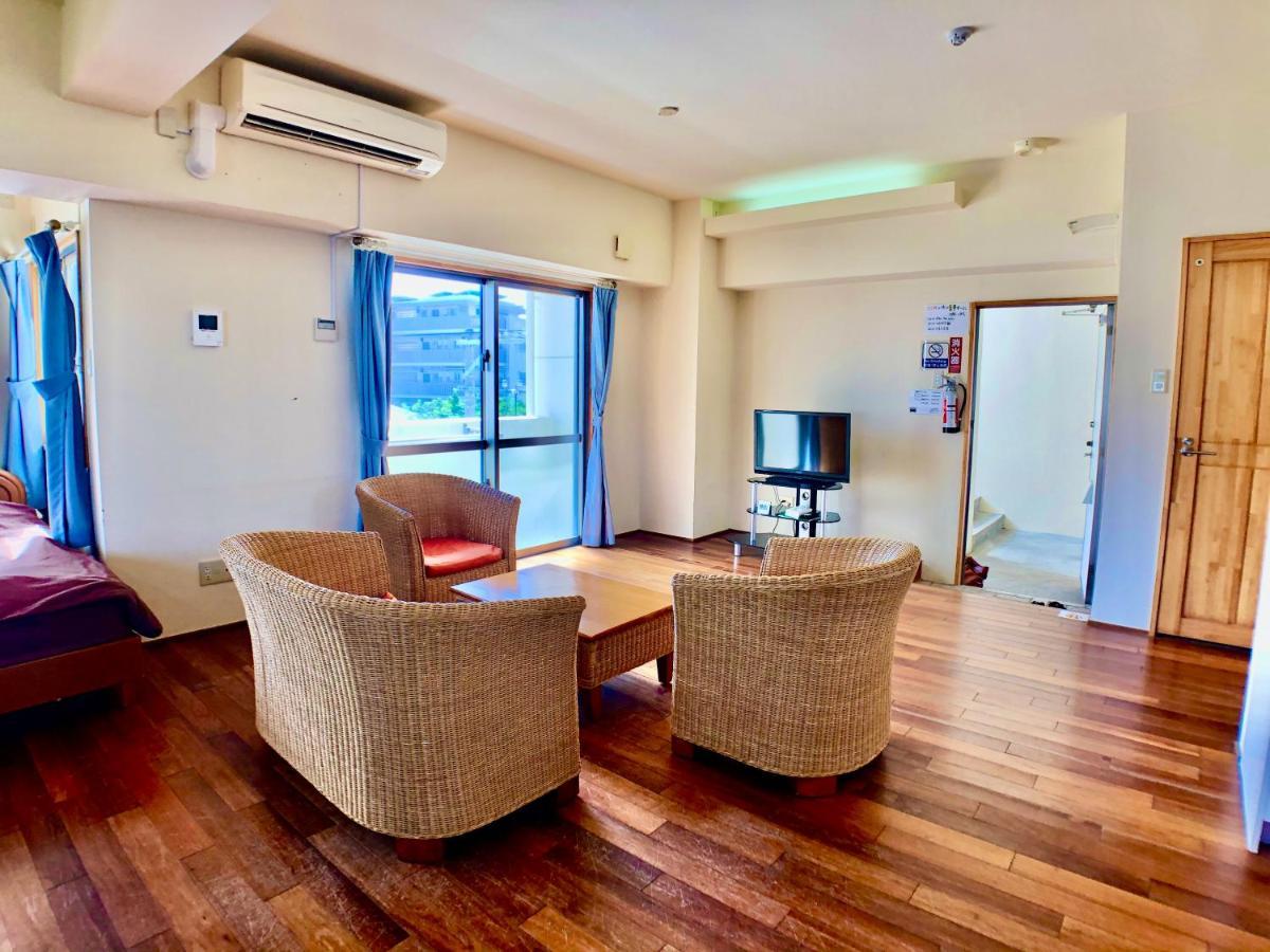Robcondロブコンド Apartman Naha Kültér fotó